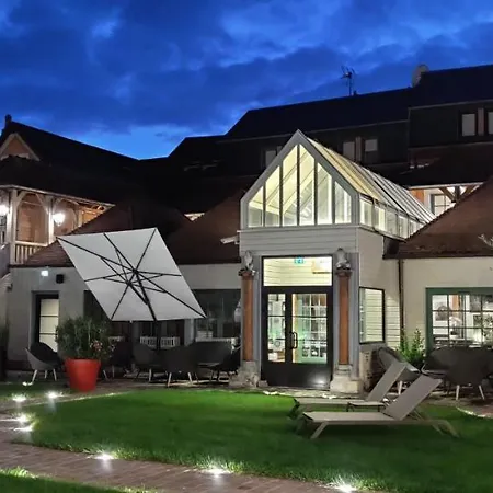 Et Le Lion D'or Hotel Pont-l'Eveque (Calvados)