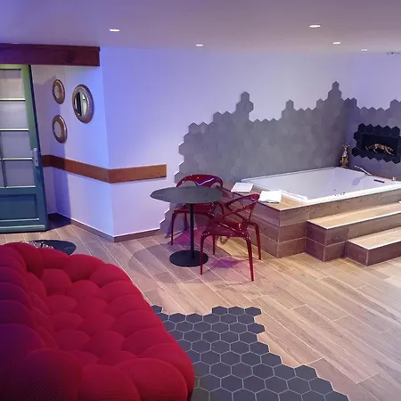 Et Le Lion D'or 3* Pont-Évêque