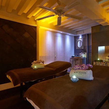 Hotel Et Le Lion D'or 3*