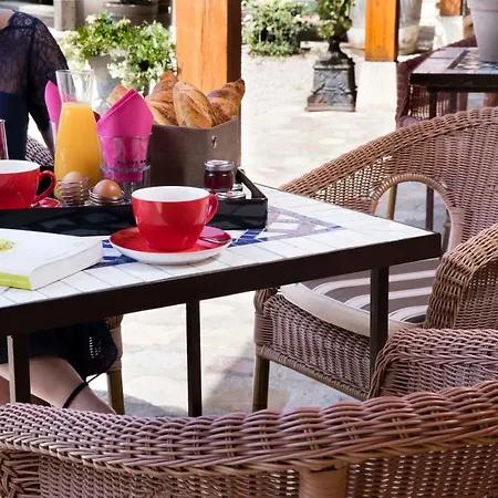 Hotel Et Le Lion D'or 3*