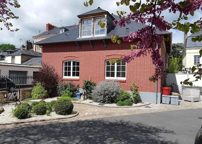 Et Le Lion D'or Otel