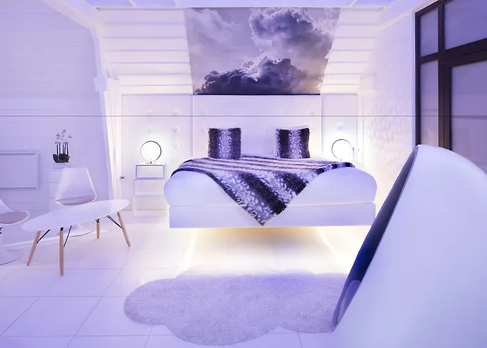 Et Le Lion D'or Pont-Évêque