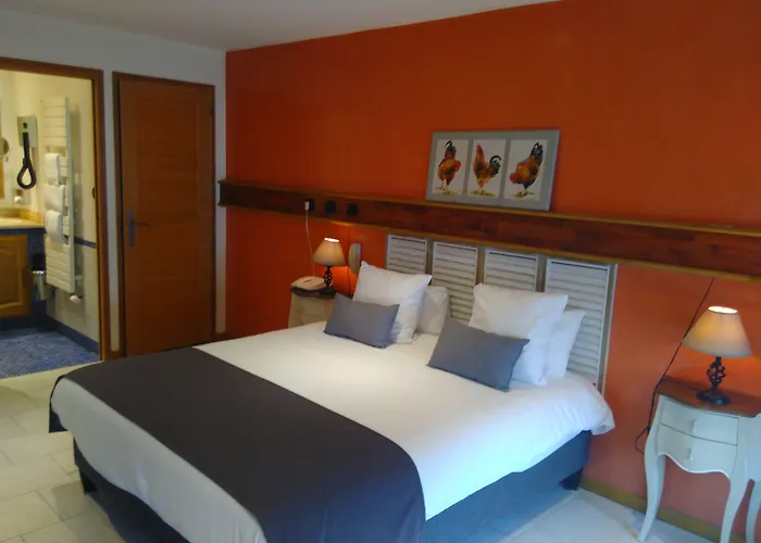 Et Le Lion D'or Pont-Évêque