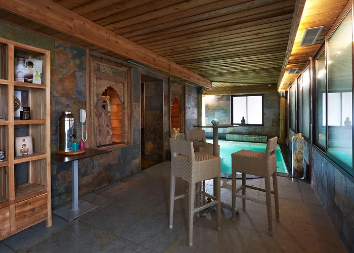 Et Le Lion D'or 3* Pont-Évêque