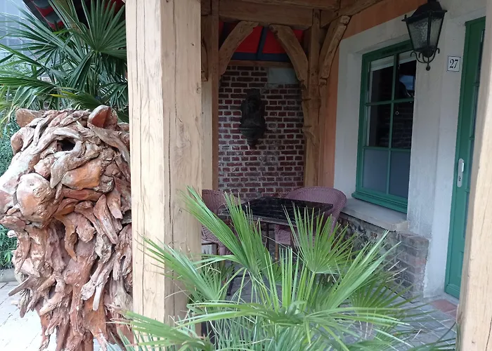 Et Le Lion D'or Otel Pont-Évêque